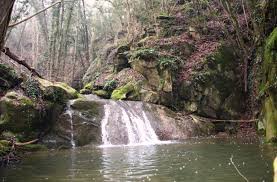 Acqua arriva l'estate meglio rispettarla e usarla con attenzione